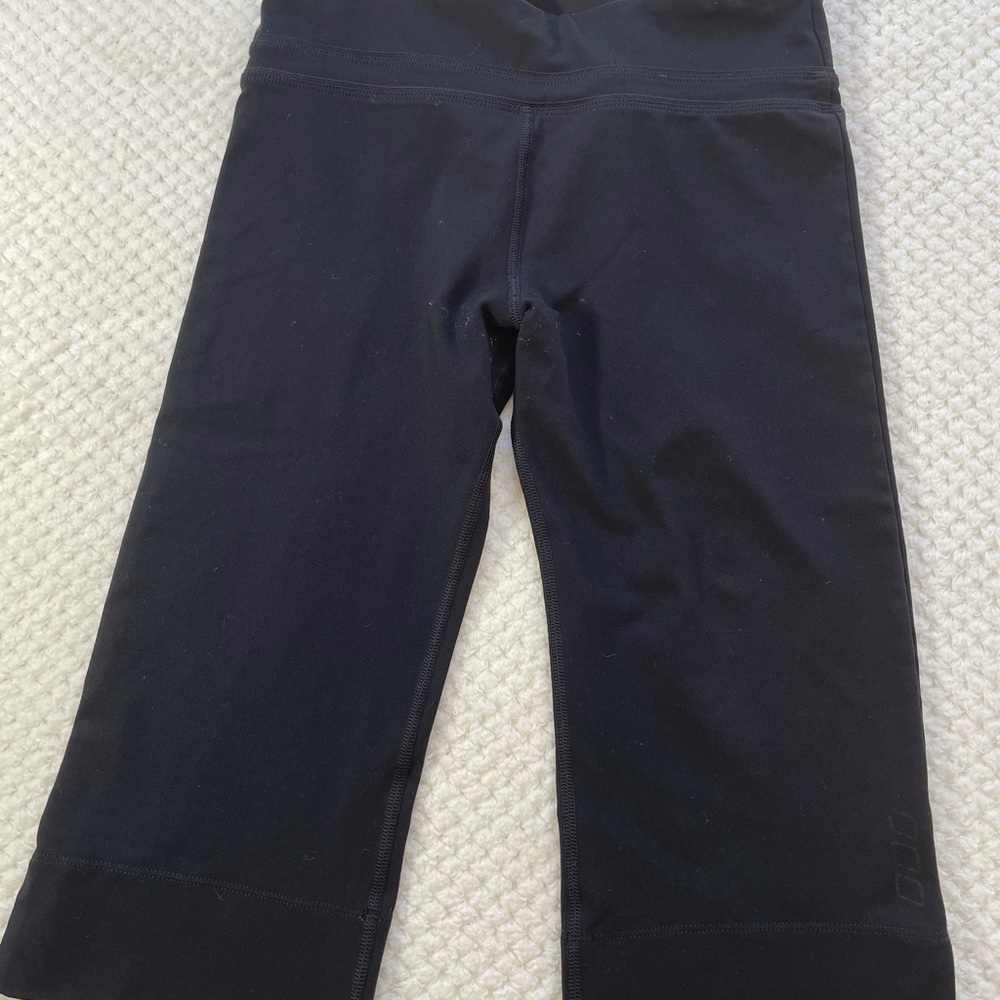 Lorna Jane Crop Workout Pants, Size 6